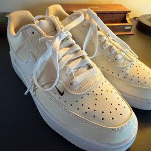 Nike Men's Off-White Sneakers